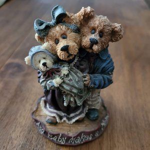BOYDS MOMMA & POPPA MCNEWBEAR WITH BABY BUNDLES